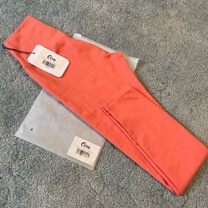 NWT ZYIA Flamingo Confluence Legging